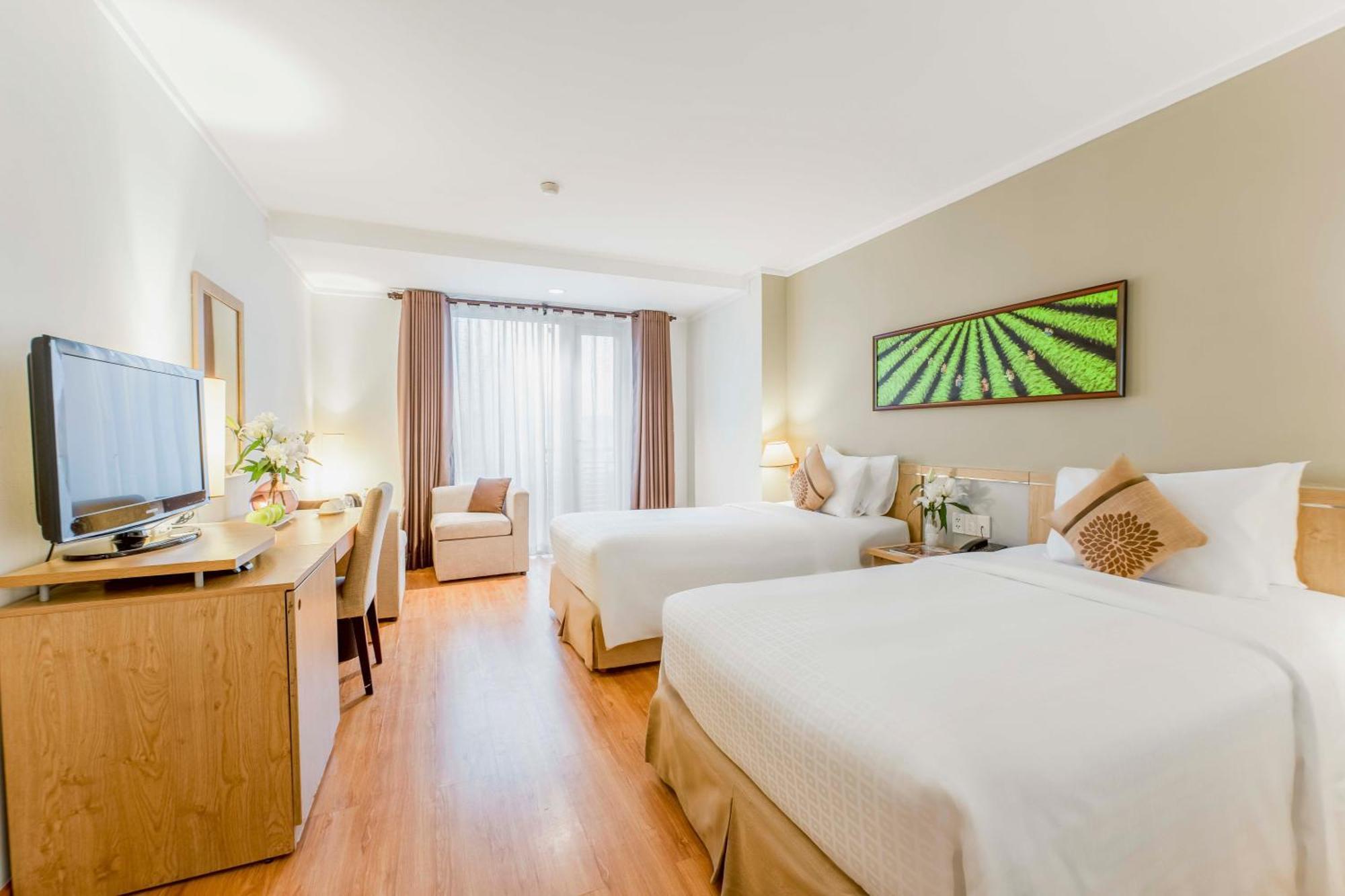 Vien Dong Hotel - Near Bui Vien Walking Street Ho Chi Minh City Exterior photo