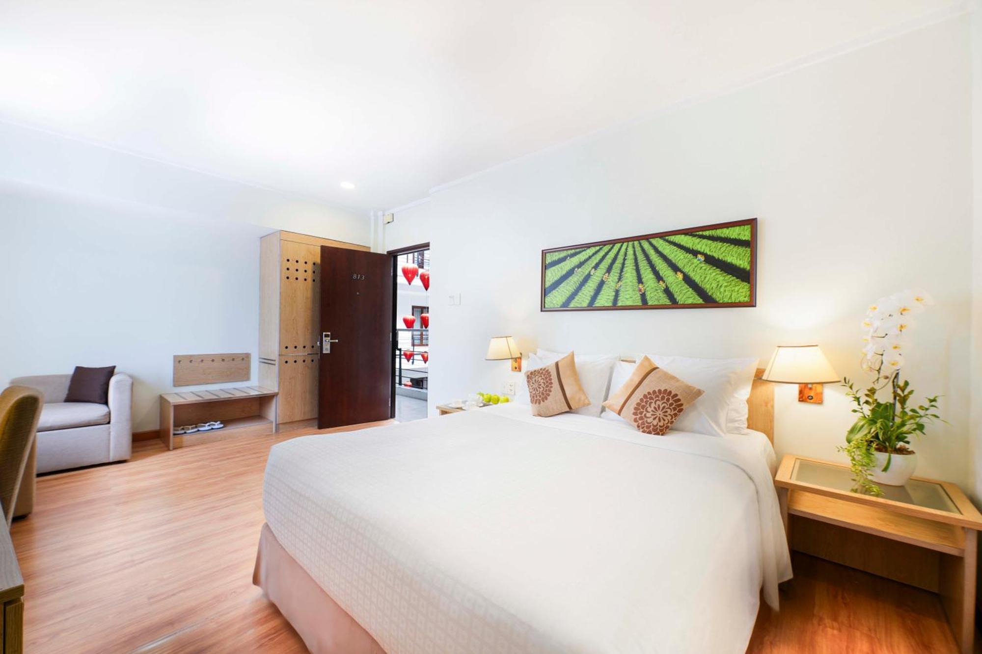 Vien Dong Hotel - Near Bui Vien Walking Street Ho Chi Minh City Exterior photo
